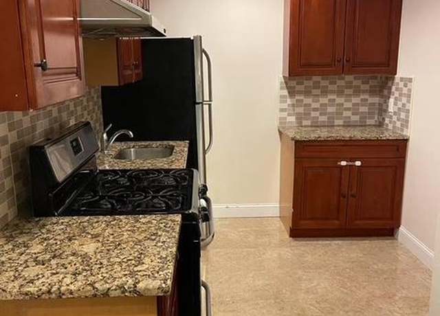 Property at 8225 Queens Blvd Unit 2C, Elmhurst, NY 11373, 2 beds, 2 baths