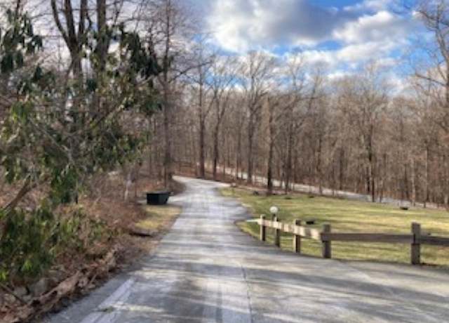 Property at 26 Coleman Rd, Garrison, NY 10524, 8 beds, 3 baths