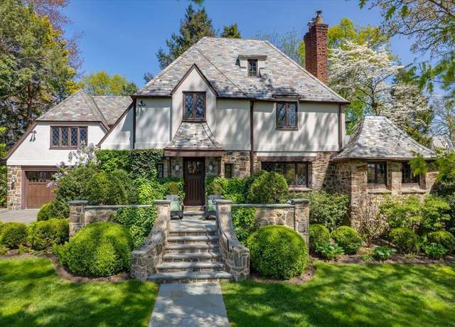 Property at 6 Shore Dr, Larchmont, NY 10538, 5 beds, 5 baths