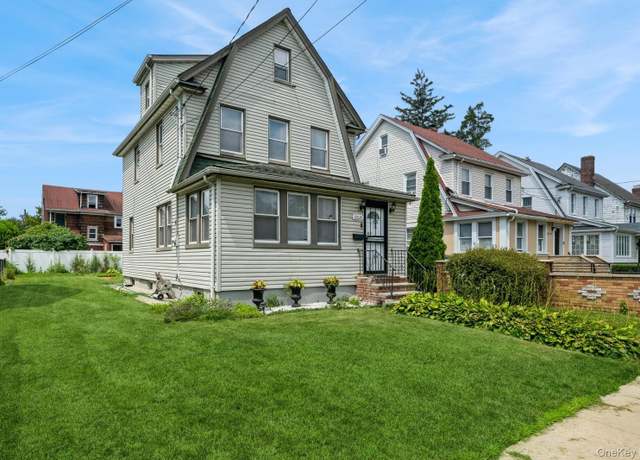 Property at 100-28 207th St, Queens Village, NY 11429, 3 beds, 1.5 baths
