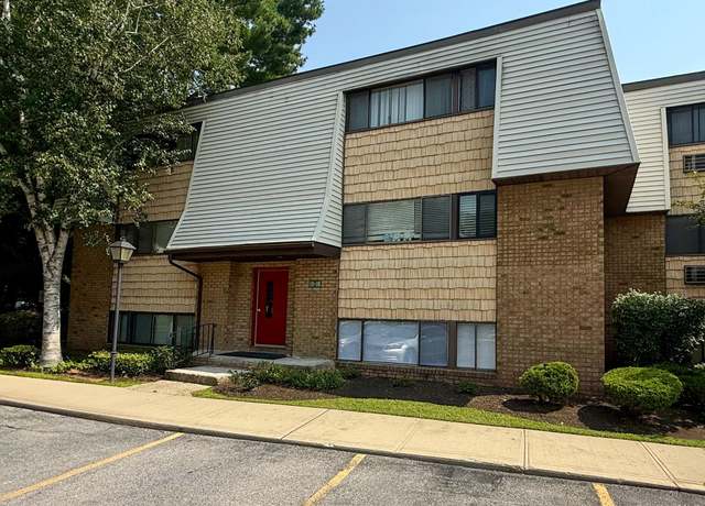 Property at 20 Pierces Rd #13, Newburgh, NY 12550, 1 bed, 1 bath