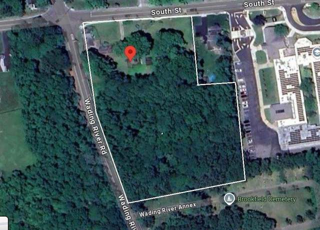 Property at 144 South St, Manorville, NY 11949, 3 beds, 3 baths
