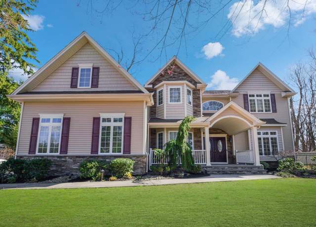 Property at 145 Kings Hwy, Tappan, NY 10983, 6 beds, 3 baths