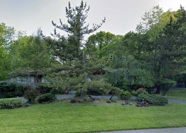 Property at 20 Crestview Ter, Monsey, NY 10952, 3 beds, 3 baths