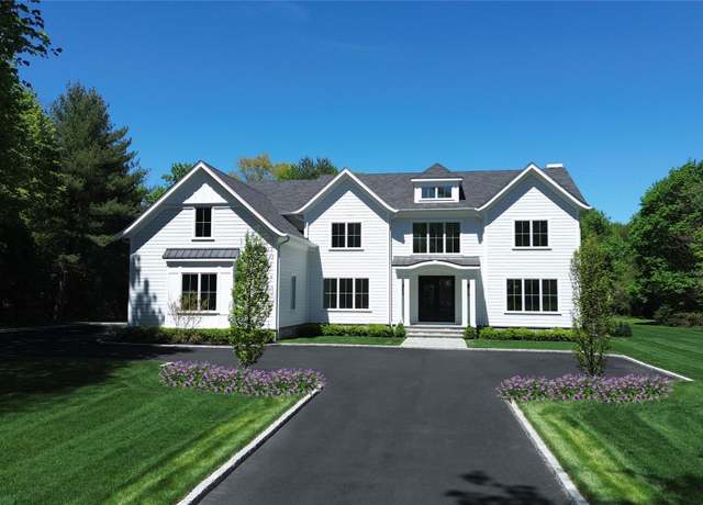 Property at 8 Linden Ln, Muttontown, NY 11732, 6 beds, 6.5 baths