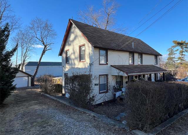 Property at 8-10 Jackson Ave, Port Washington, NY 11050, 4 beds, 2 baths