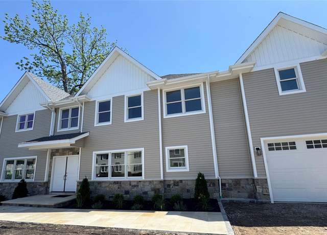 Property at 9 First St, Glenwood Landing, NY 11547, 4 beds, 3.5 baths