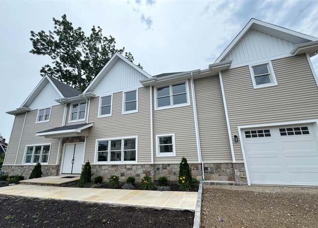 Property at 9 First St, Glenwood Landing, NY 11547, 4 beds, 3.5 baths