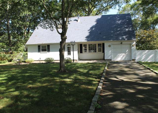 Property at 11 Roberts Rd, Shirley, NY 11967, 4 beds, 2 baths