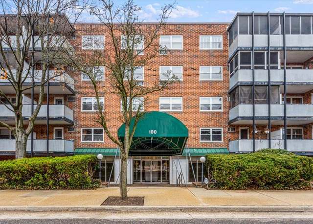 Property at 100 Lincoln Ave Unit 12C, Mineola, NY 11501, 1 bed, 1 bath