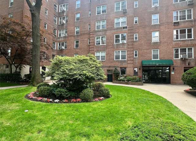 Property at 2710 Parsons Unit 2F, Flushing, NY 11354, 1 bed, 1 bath