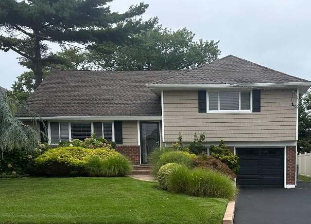 Property at 242 Thompson Ave, Oceanside, NY 11572, 3 beds, 2.5 baths