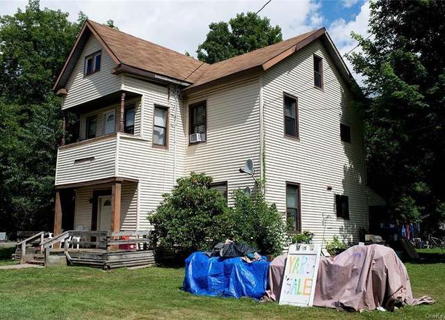 Property at 15 Pearl St, Livingston Manor, NY 12758, 4 beds, 3 baths