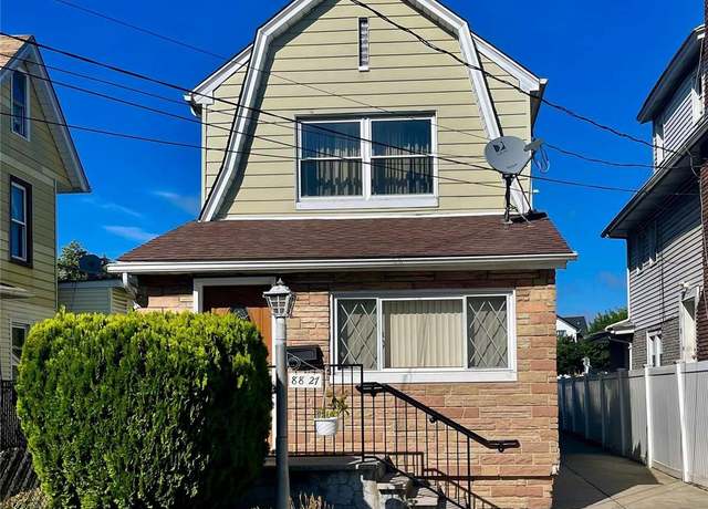 Property at 88-27 196th St, Hollis, NY 11423, 3 beds, 2.5 baths