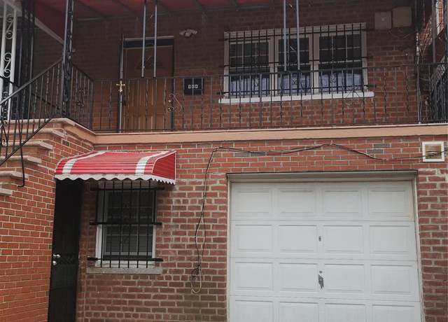Property at 904 E 218th St, Bronx, NY 10469, 4 beds, 2 baths