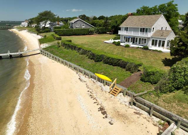 Property at 90 Peconic Ave, Shelter Island, NY 11964, 5 beds, 3.5 baths