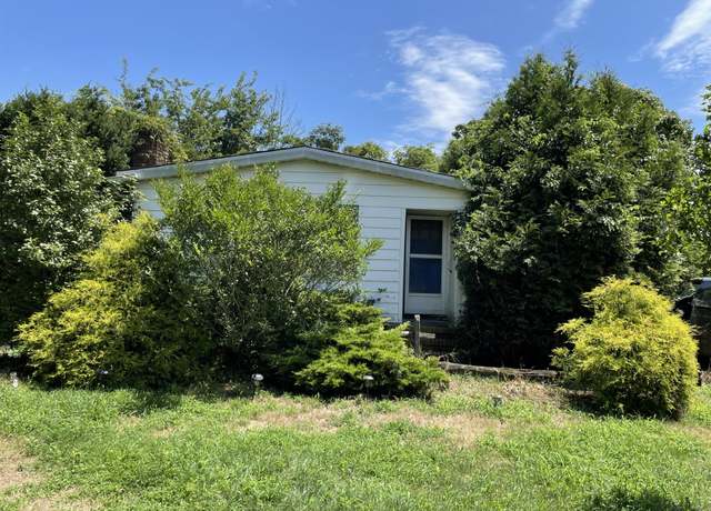 Property at 28 Apaucuck Point Rd, Westhampton, NY 11977, 2 beds, 1 bath