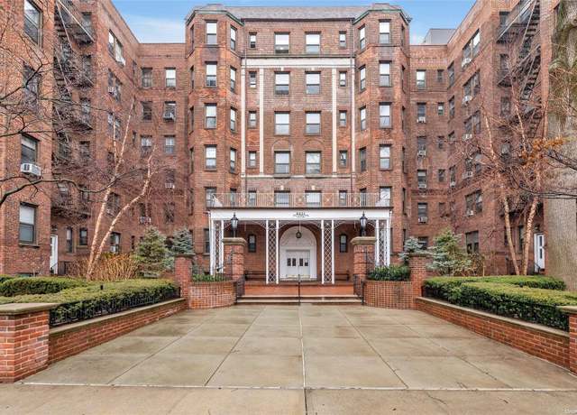 Property at 84-51 Beverly Rd Unit 2T, Kew Gardens, NY 11415, 1 bed, 1 bath