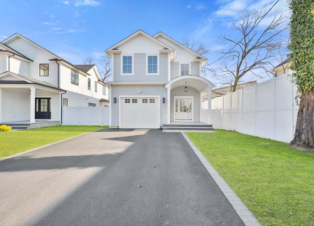 Property at 639 Jennings Ave, West Hempstead, NY 11552, 4 beds, 3 baths
