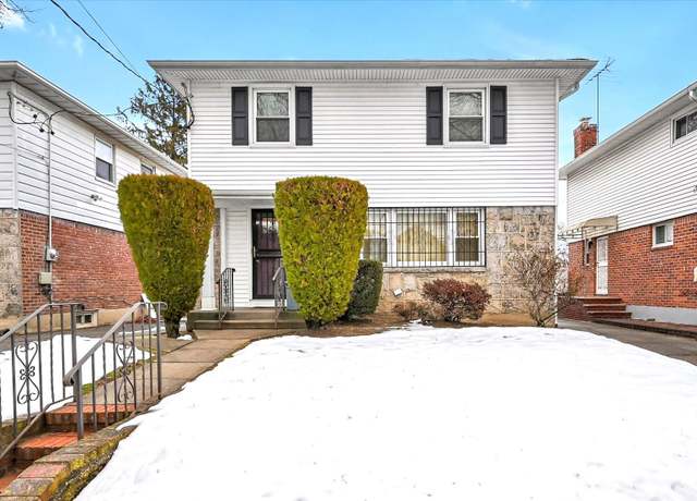 Property at 48-19 208th St, Bayside, NY 11364, 3 beds, 1.5 baths