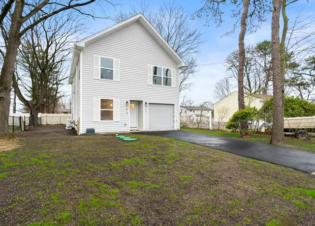 Property at 71 S 29th St, Wyandanch, NY 11798, 4 beds, 3 baths