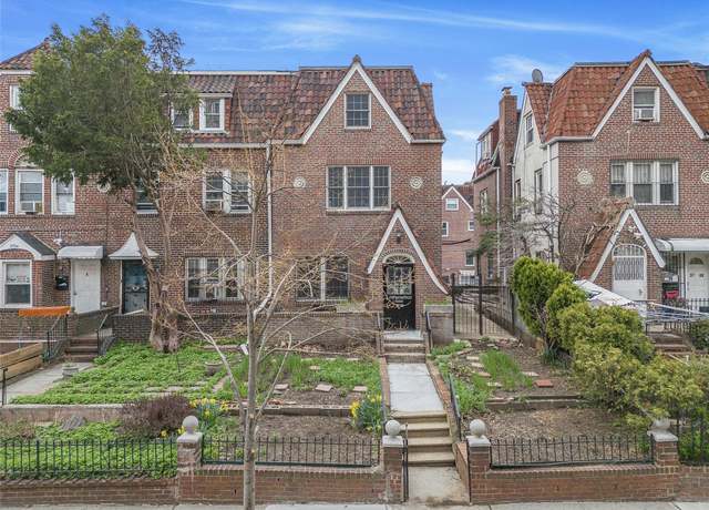 Property at 37-50 79th St, Jackson Heights, NY 11372, 4 beds, 2 baths