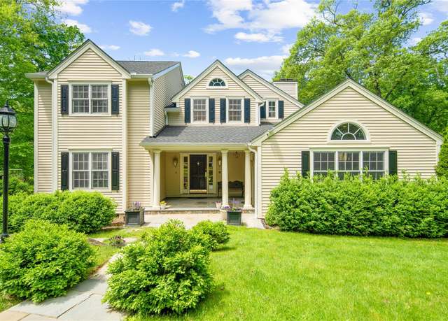 Property at 42 Chestnut Ridge Rd, Armonk, NY 10504, 4 beds, 3.5 baths