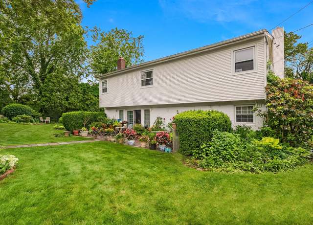 Property at 48 Marlene Dr, Oyster Bay, NY 11791, 5 beds, 3 baths