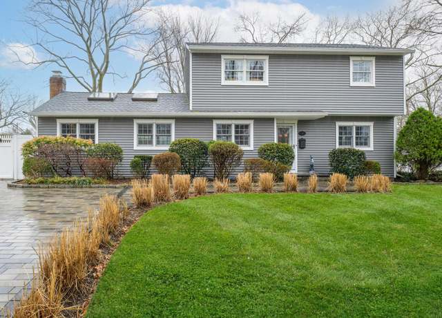Property at 15 Newtown Ln, Melville, NY 11747, 4 beds, 1.5 baths