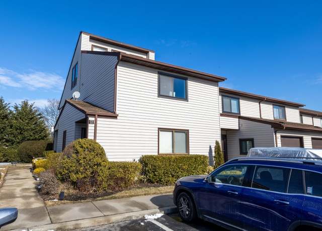 Property at 100 Daly Blvd #2112, Oceanside, NY 11572, 2 beds, 1.5 baths