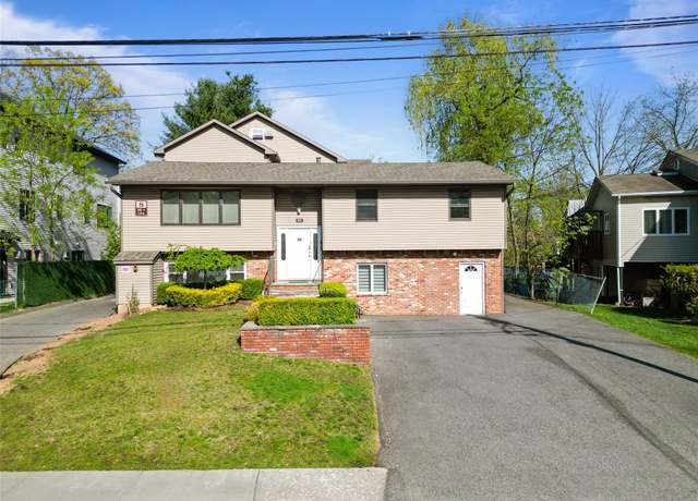 Property at 8 Charles Ln, Spring Valley, NY 10977, 5 beds, 3 baths