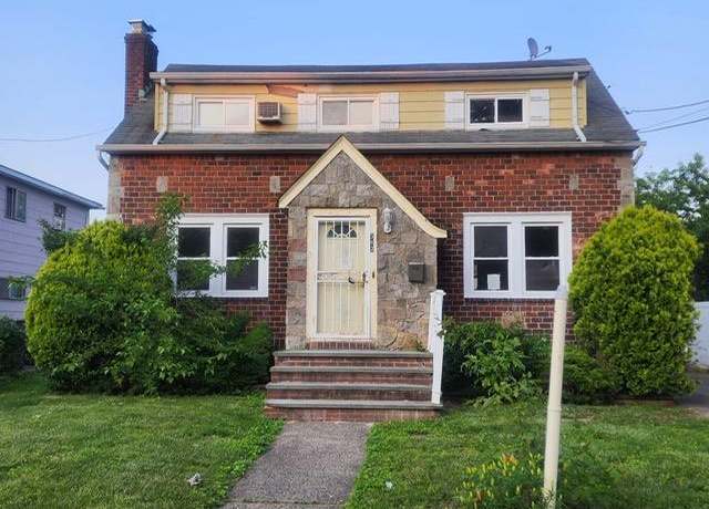 Property at 363 Clarendon Rd, Uniondale, NY 11553, 4 beds, 2 baths