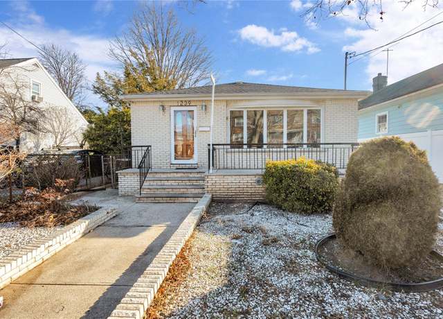 Property at 1239 East 57th St, Brooklyn, NY 11234, 3 beds, 1 bath