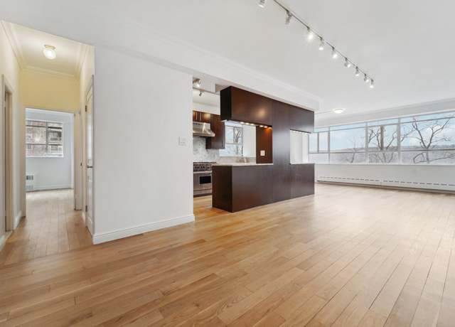 Property at 2727 Palisade Ave Unit 4H, Bronx, NY 10463, 4 beds, 2 baths