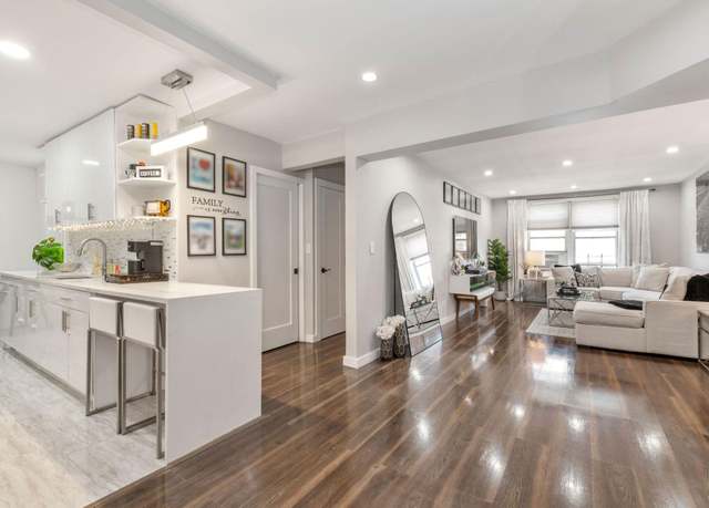 Property at 33-44 93rd St Unit 5X, Jackson Heights, NY 11372, 1 bed, 1 bath