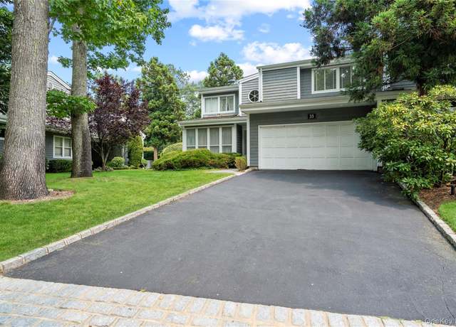 Property at 35 Tiffany Cir, Manhasset, NY 11030, 3 beds, 2.5 baths