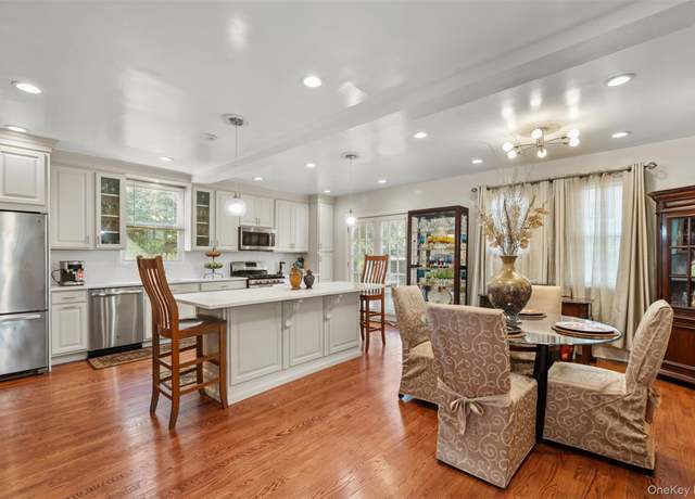 Property at 194 Valentine St, Yonkers, NY 10704, 3 beds, 2.5 baths