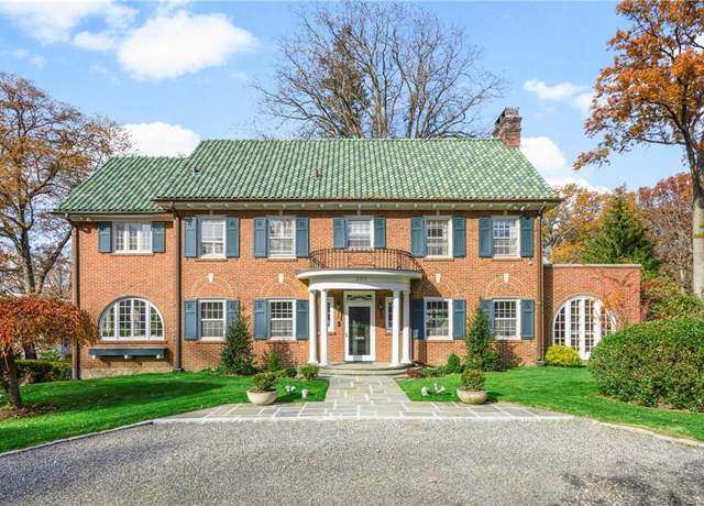 Property at 290 Overlook Rd, New Rochelle, NY 10804, 7 beds, 5 baths
