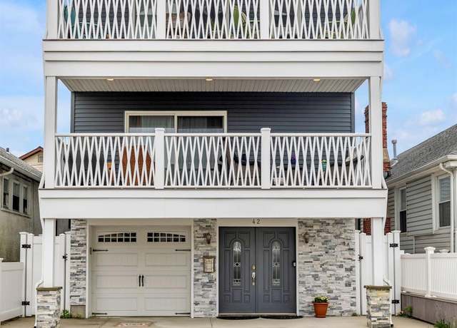 Property at 42 Pennsylvania Ave, Long Beach, NY 11561, 2 beds, 2 baths