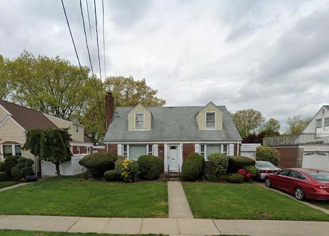 Property at 288 Garden Place, West Hempstead, NY 11552, 4 beds, 2 baths
