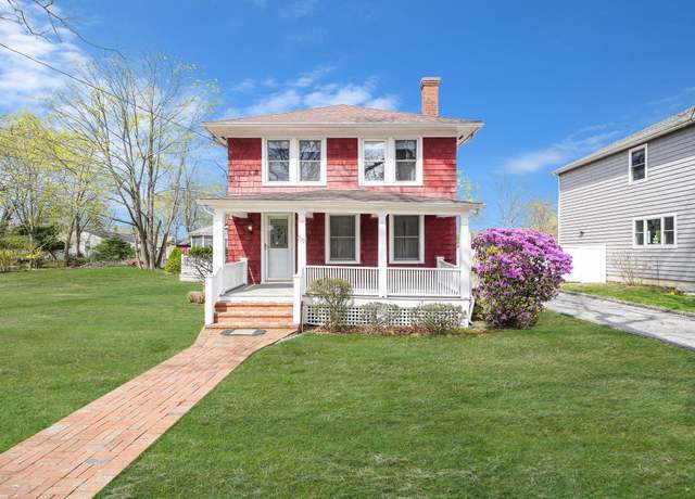 Property at 279 Sunset Ave, Westhampton Beach, NY 11978, 3 beds, 2.5 baths