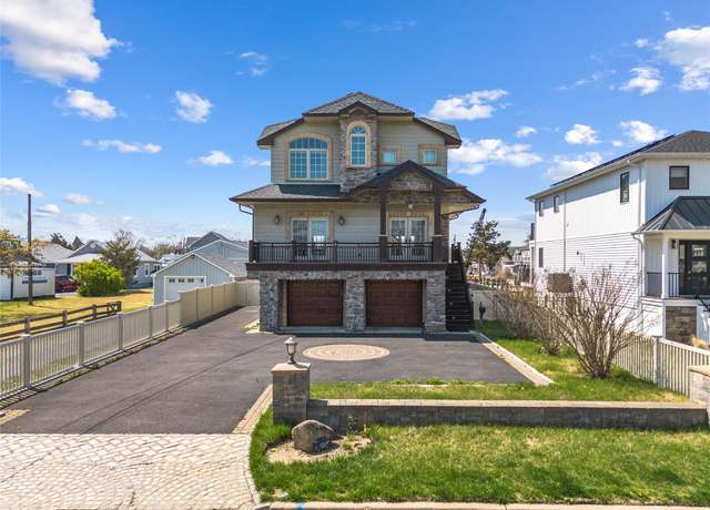 Property at 83 Central Ave, Amityville, NY 11701, 4 beds, 3 baths