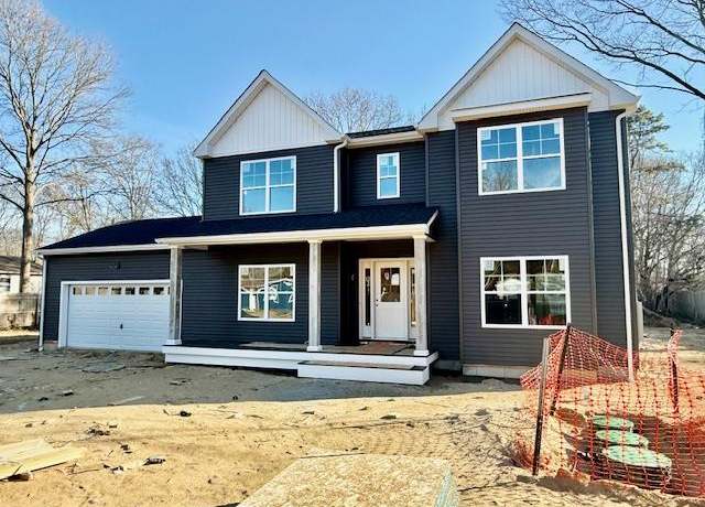 Property at 142 Crestwood Dr, Shirley, NY 11967, 4 beds, 2.5 baths