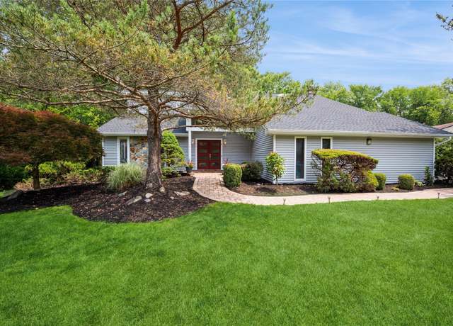Property at 4 Crum Creek Rd, New City, NY 10956, 4 beds, 2.5 baths