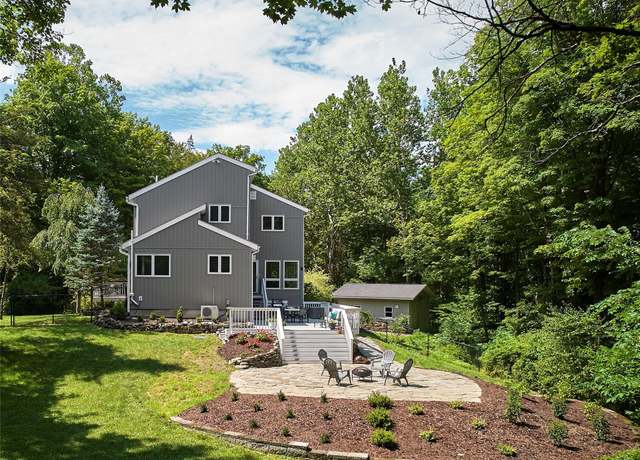 Property at 28 Hurley Rd, Salt Point, NY 12569, 4 beds, 3 baths