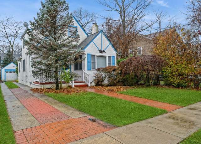 Property at 110 Raymond St, Rockville Centre, NY 11570, 4 beds, 2 baths