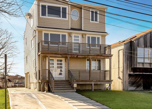 Property at 2510 Ocean Ave, Bellmore, NY 11710, 3 beds, 2.5 baths