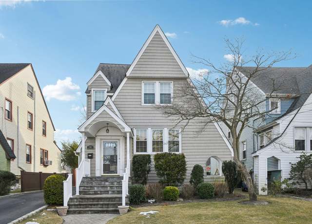 Property at 38 Orleans Rd, Valley Stream, NY 11581, 3 beds, 1.5 baths