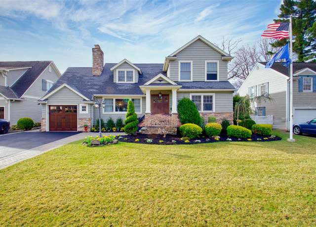 Property at 112 Brook St, Garden City, NY 11530, 4 beds, 3 baths