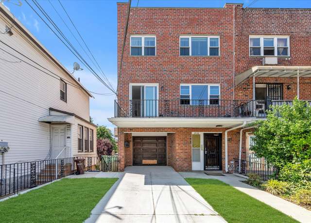 Property at 69-28 43rd Ave, Woodside, NY 11377, 6 beds, 5 baths